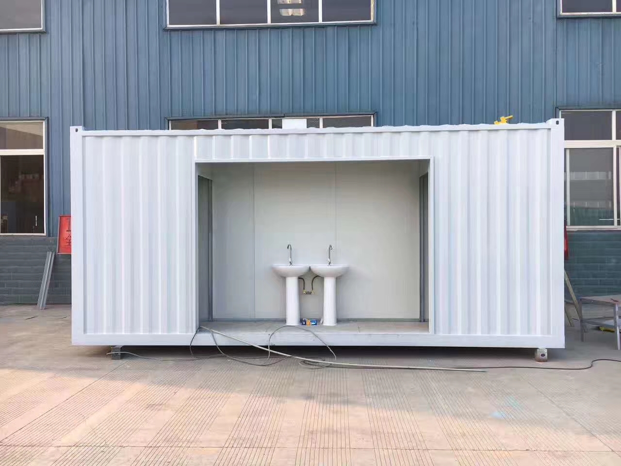 集装箱厕所